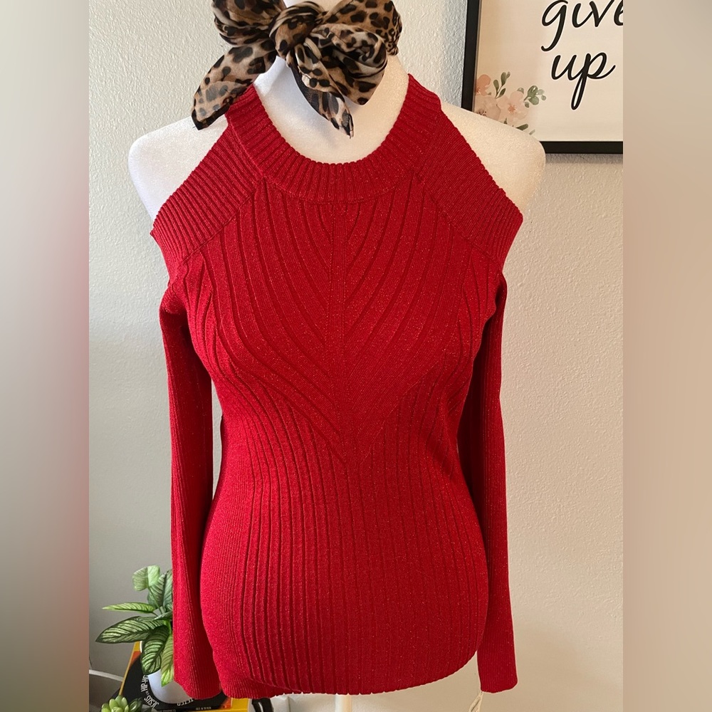 INC International Concepts Women's Cutout Cold-Shoulder Top Red -Sz Small - Picture 1 of 9